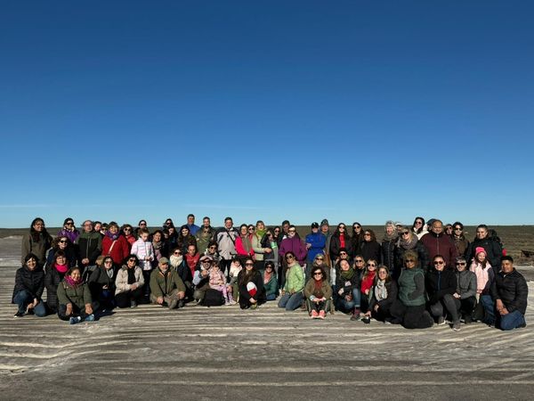 CARAVANA TURÍSTICA A SALINAS DE PIEDRA: LA NATURALEZA VOLVIÓ A CAUTIVAR A LOS VIAJEROS