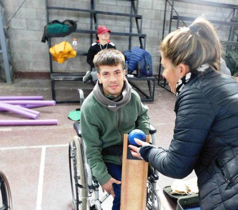 DEPORTES ADAPTADOS Y LA FUNDACIÓN “BIEN ESTAR” COMPARTIERON UNA JORNADA RECREATIVA