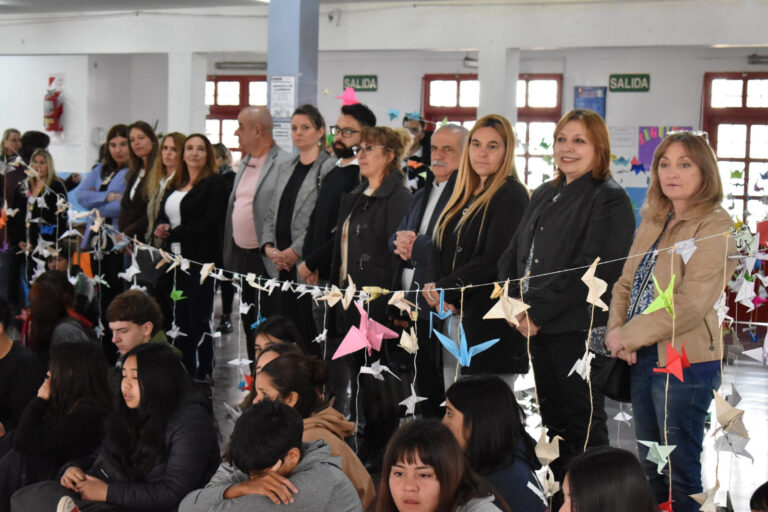 CONMEMORACIÓN DEL DÍA DE LA NO VIOLENCIA EN LAS ESCUELAS EN CARMEN DE PATAGONES