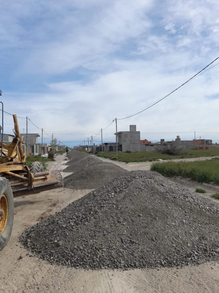 OPERATIVOS DE LIMPIEZA, REPARACIÓN DE CALLES Y ARREGLOS EN EL ALUMBRADO EN PATAGONES