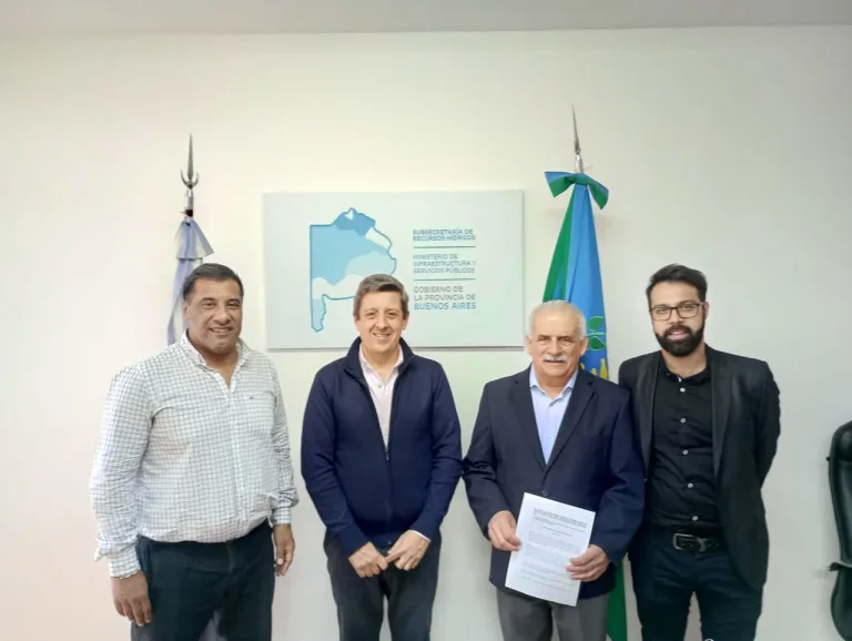 EL INTENDENTE MARINO RECIBIÓ EL DECRETO DE DESIGNACIÓN DEL NUEVO REPRESENTANTE DE PATAGONES ANTE LA AIC