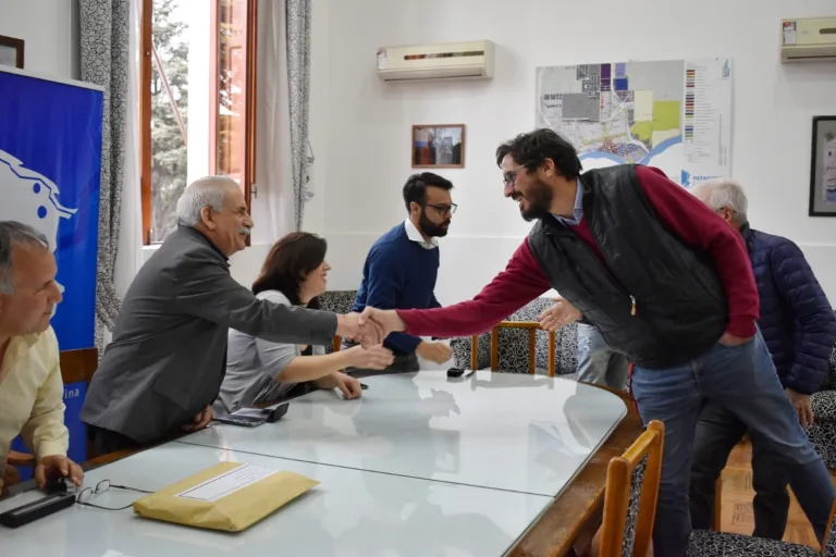 UN OFERENTE PARA LA LICITACIÓN DE LA OBRA DE ACCESO A CARMEN DE PATAGONES POR LA CALLE YRIGOYEN