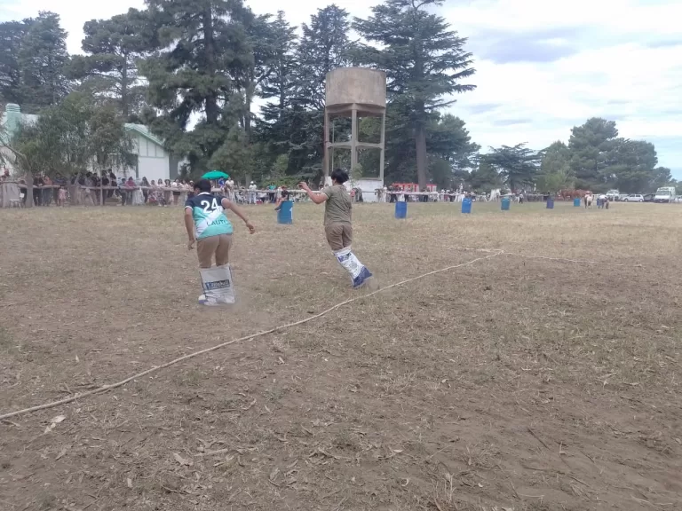 LA ESCUELA SPEGAZZINI CELEBRÓ LOS 25 AÑOS DE LAS TRADICIONALES «DESTREZAS CRIOLLAS»