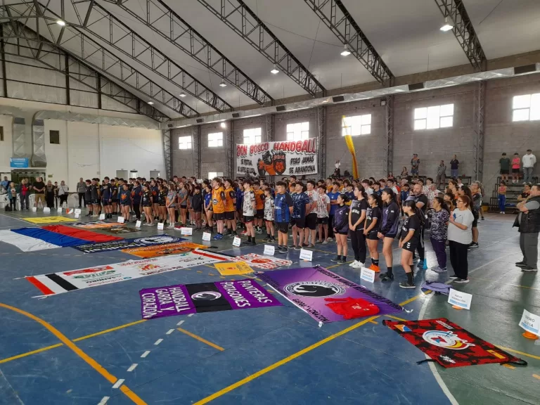 COMUNICACIONES Y DON BOSCO, LOS CAMPEONES DEL NACIONAL DE HANDBALL DE MENORES