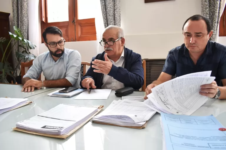 EL INTENDENTE MARINO ENCABEZÓ LA APERTURA DE OFERTAS PARA LA COMPRA DE MEDICAMENTOS