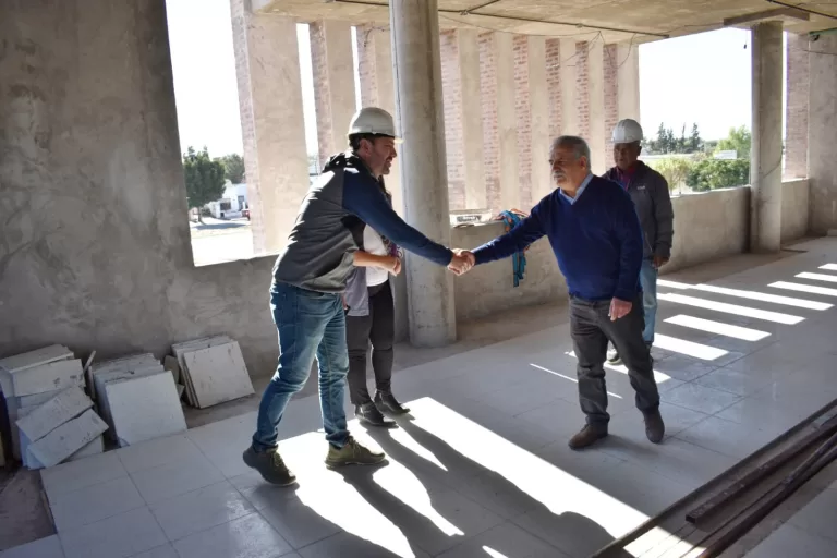 EL INTENDENTE MARINO VISITÓ OBRAS EN MARCHA EN PATAGONES