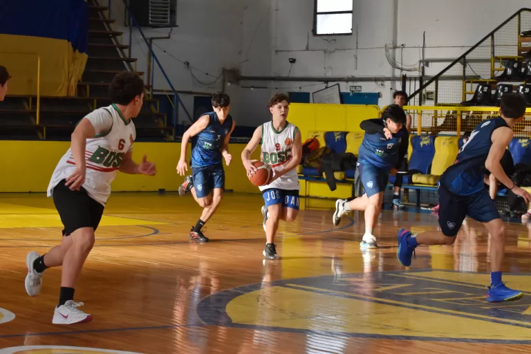 SE DEFINIERON LOS PASAPORTES AL REGIONAL EN BÁSQUET Y FÚTBOL PLAYA SUB16 MASCULINO🏀🏖️