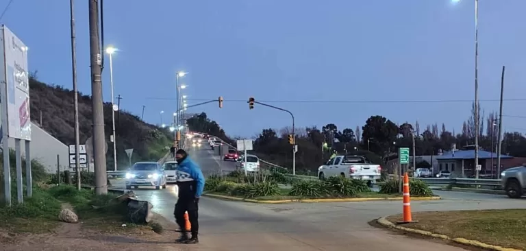 Trabajos en las cámaras de monitoreo en Villalonga y controles de seguridad en Carmen de Patagones