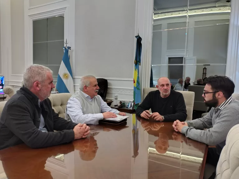 Marino busca apoyo para instituciones intermedias