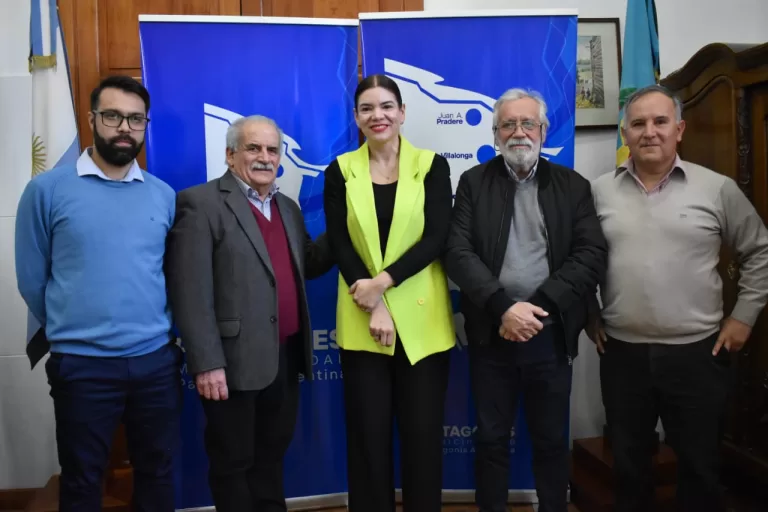 El Intendente Marino tomó juramento a la nueva Directora de Niñez, Adolescencia y Género