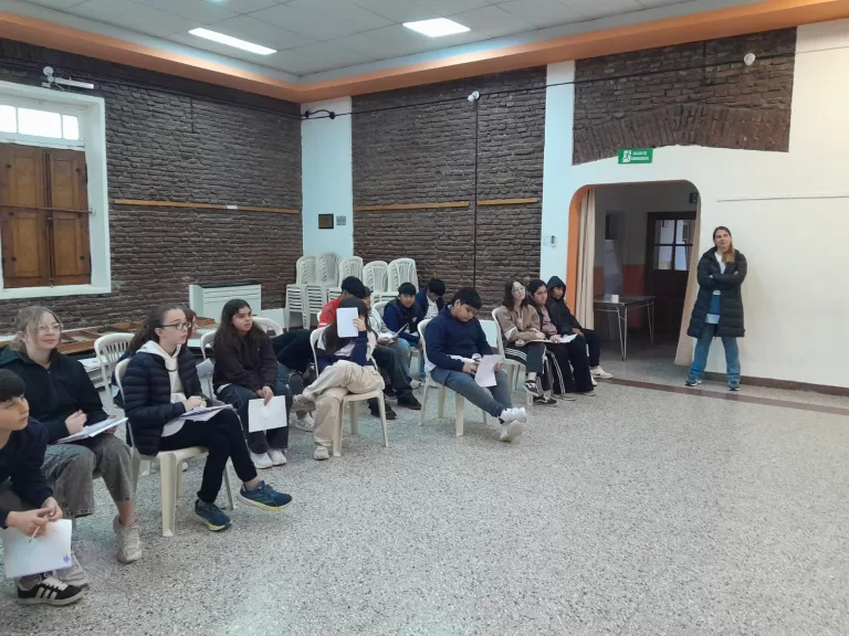 Charla de Seguridad Vial en la Escuela Secundaria N°1 “Paso Alsina”