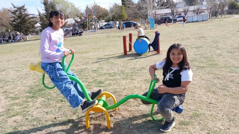 Pradere: Inauguración de nuevos juegos en la Plaza Adán 🎉