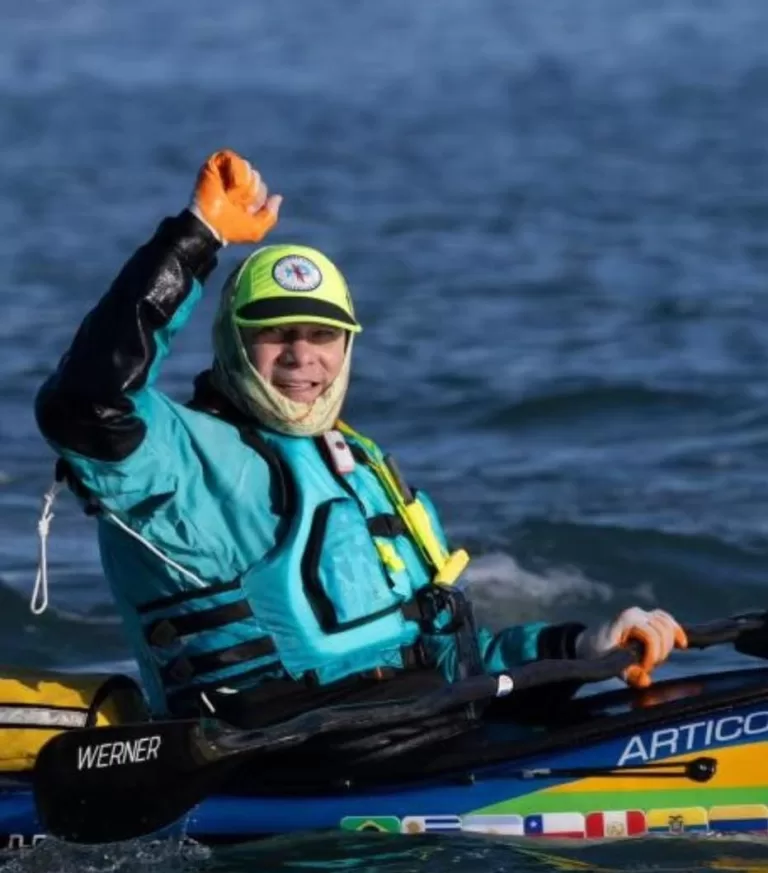 🌊 BAHÍA SAN BLAS RECIBIÓ UNA TRAVESÍA MONUMENTAL EN KAYAK 🚣♂🇧🇷