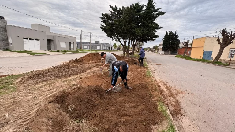 Continúa la obra de riego en Villalonga