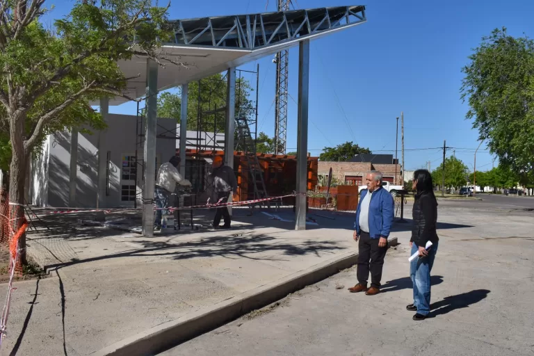 Stroeder: El Intendente Marino visitó la obra de revalorización de la Terminal