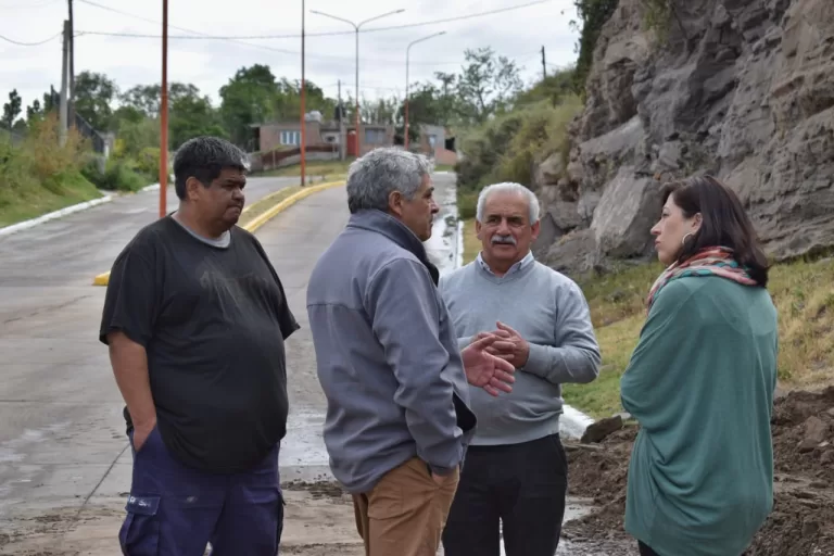 El Intendente Marino supervisó los sectores afectados por roturas en la red de agua