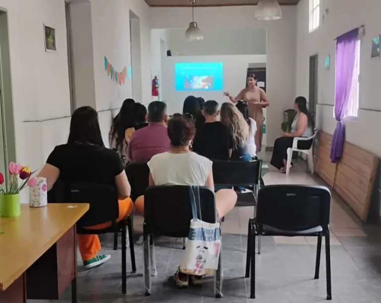 Charla de prevención de agresiones sexuales en entornos digitales