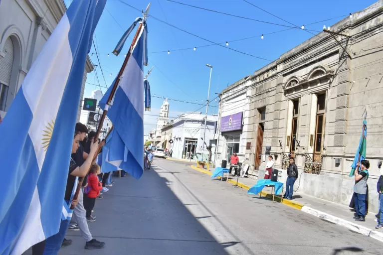 Patagones celebró el Día de la Soberanía Nacional con un emotivo acto en la Escuela de Educación Artística