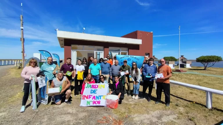 Bahía San Blas: El Intendente Marino recibió a los primeros turistas e inauguró la temporada 2025–2026