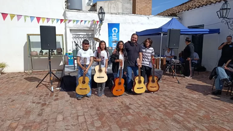 CIERRE DE TALLERES CULTURALES EN CARMEN DE PATAGONES