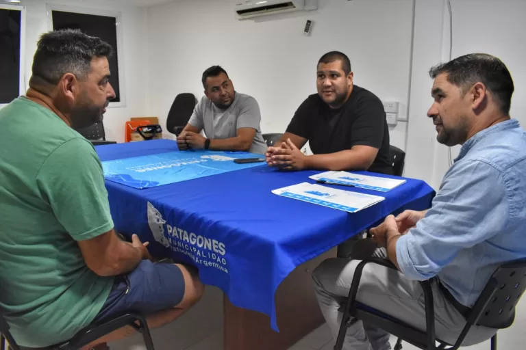 Importante firma de convenios con instituciones deportivas