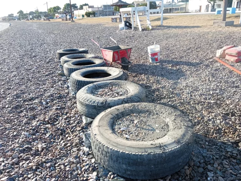 Bahía San Blas: trabajos para delimitar el área habilitada del balneario