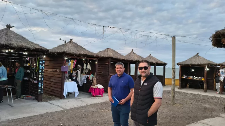 El Intendente Interino Cristian Duarte visitó Bahía San Blas en el marco de la temporada de verano