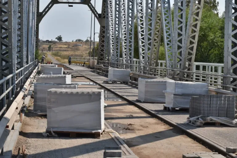 Avanzan las obras en el Puente Ferrocarretero