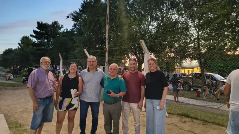 Con música y alegría se vivió el cierre del Verano Cultural en Villalonga