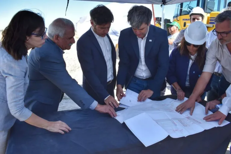 Firma de convenio para reactivar la obra de la Planta Depuradora de Líquidos Cloacales