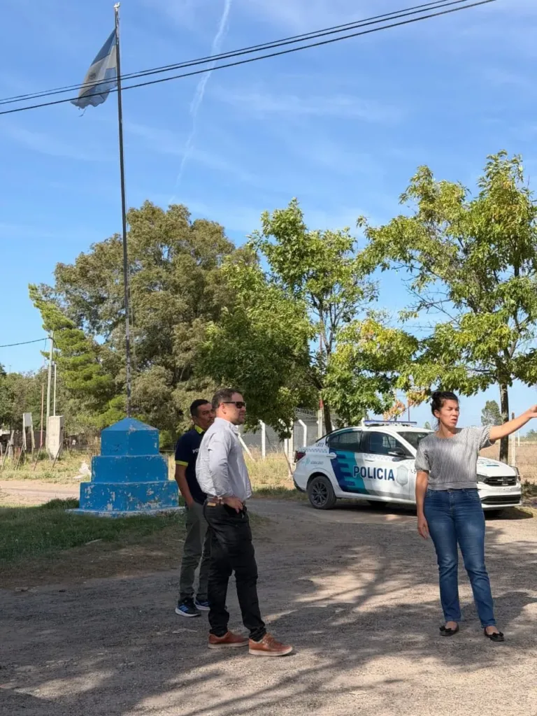 Recorrida institucional en Juan A. Pradere para evaluar infraestructura y fortalecer el control municipal
