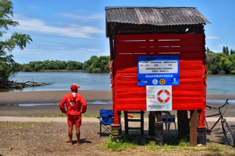 Servicio de guardavidas suspendido por condiciones climáticas