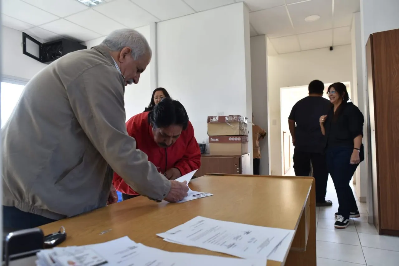 Municipalidad de Patagones entregó 36 pases multimodales libres a familias