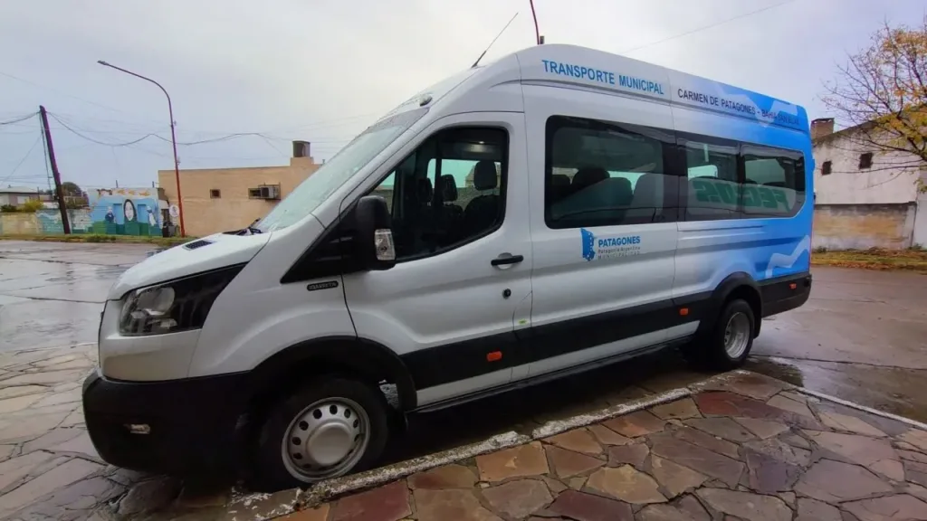 Transporte municipal cumple un año de servicio entre Carmen de Patagones y Bahía San Blas