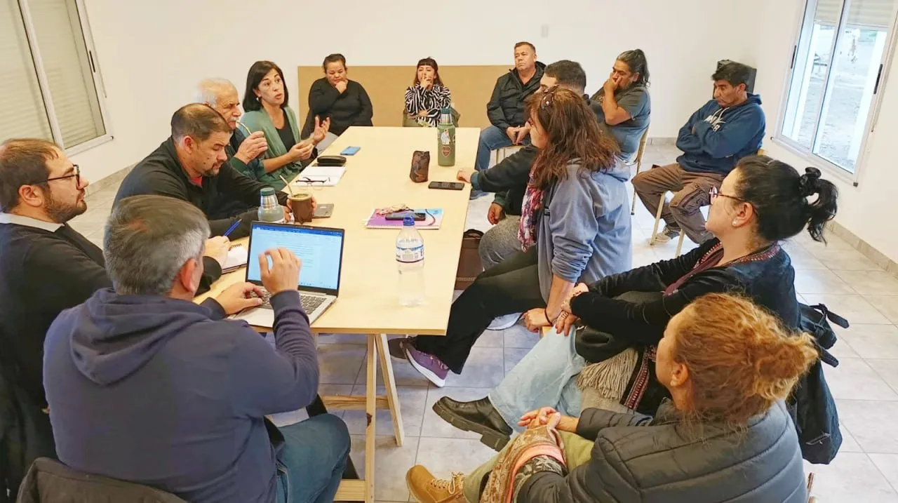 Encuentro con Comisiones de Fomento en el barrio Villa del Carmen