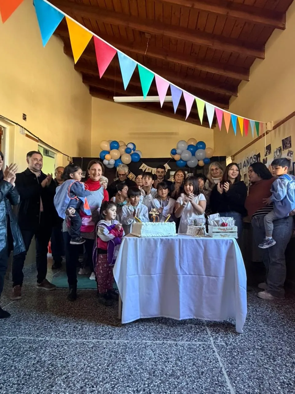 La Escuela Cardenal Cagliero celebró sus 75 años con una emotiva jornada junto a la comunidad