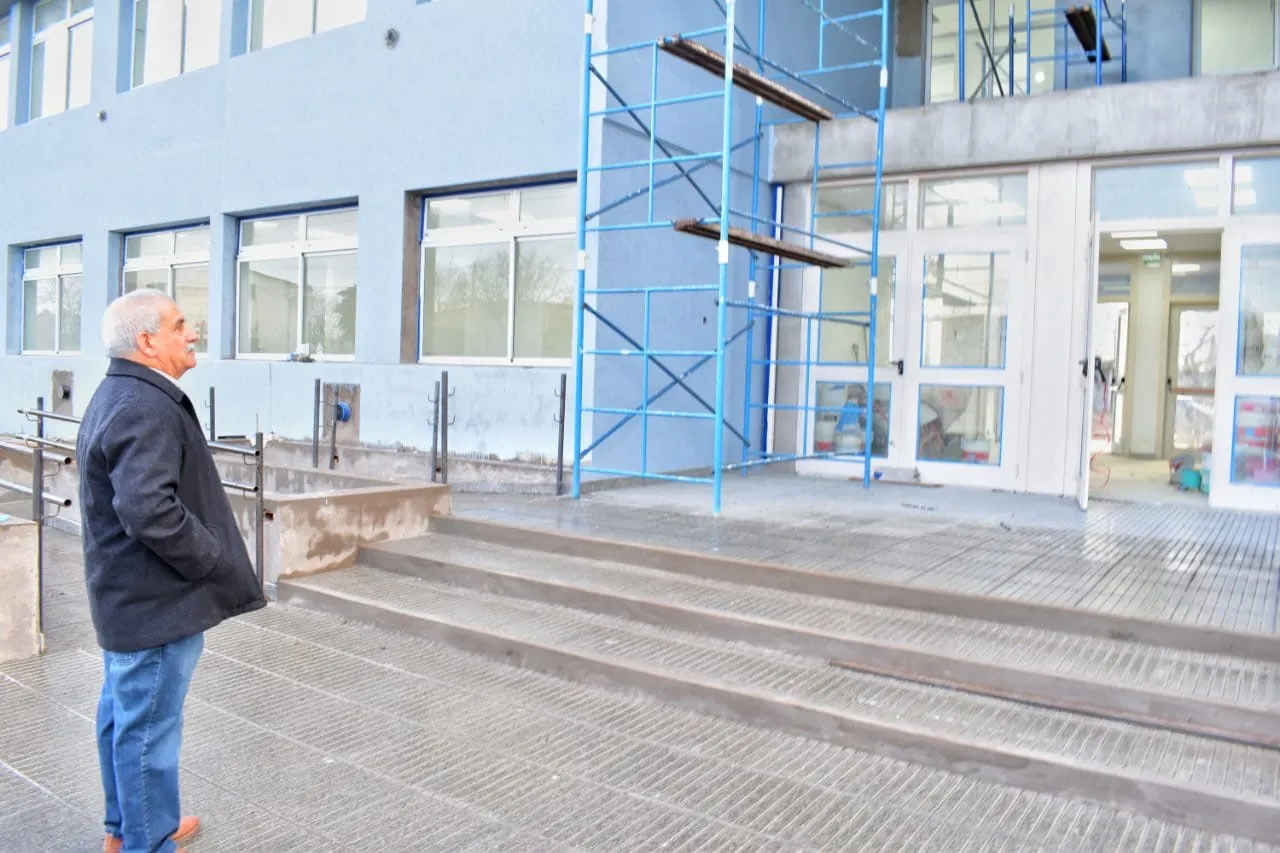 El Intendente Marino supervisó el avance de obras educativas en Carmen de Patagones