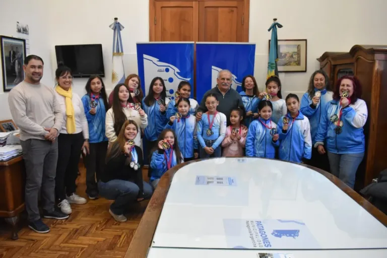 Intendente Marino reconoció a la Escuela Municipal de Patín por su desempeño en torneo ODEPP
