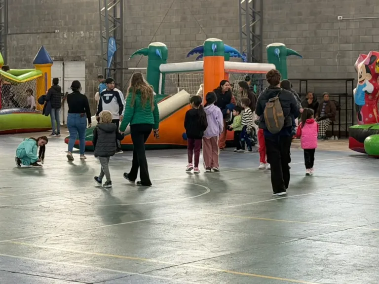 Con gran convocatoria culminaron las actividades del receso invernal en el Polideportivo Municipal