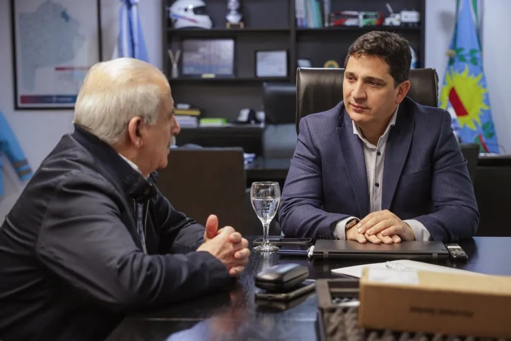 Marino desarrolló una agenda de gestiones por obras, seguridad vial y transporte en La Plata