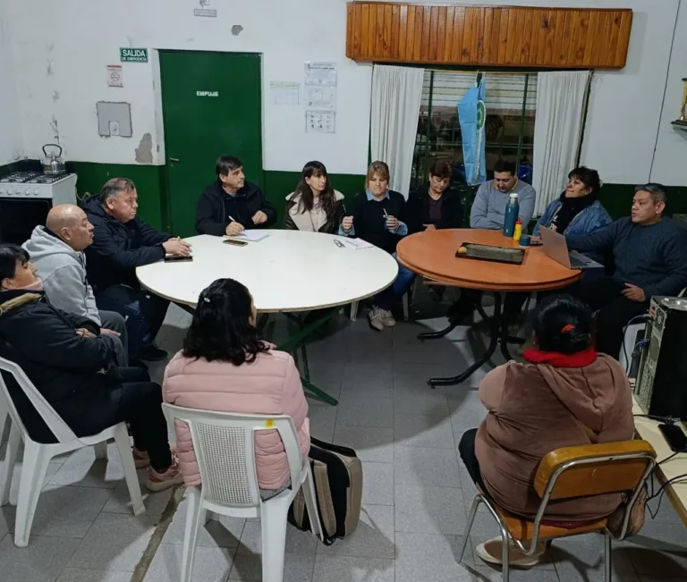 Reunión con representantes de la Comisión de Fomento del barrio La Loma