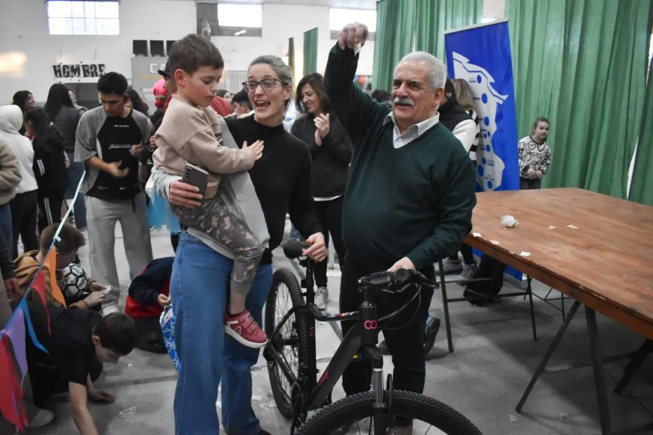 Stroeder celebró el Día de las Infancias con una jornada de magia y diversión