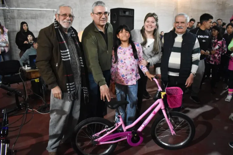 Villalonga celebró a todas las infancias con una tarde de juegos y sorpresas