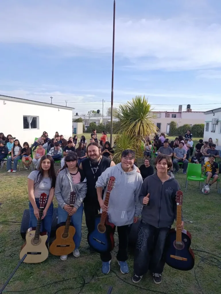Patagones celebró el Día de la Juventud con música, arte y alegría