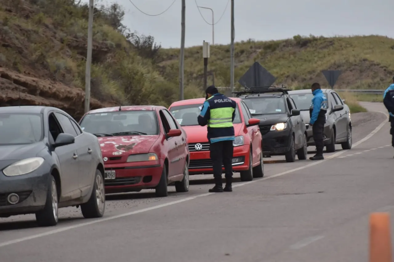 Amplio operativo de prevención y control vehicular en los accesos a Carmen de Patagones