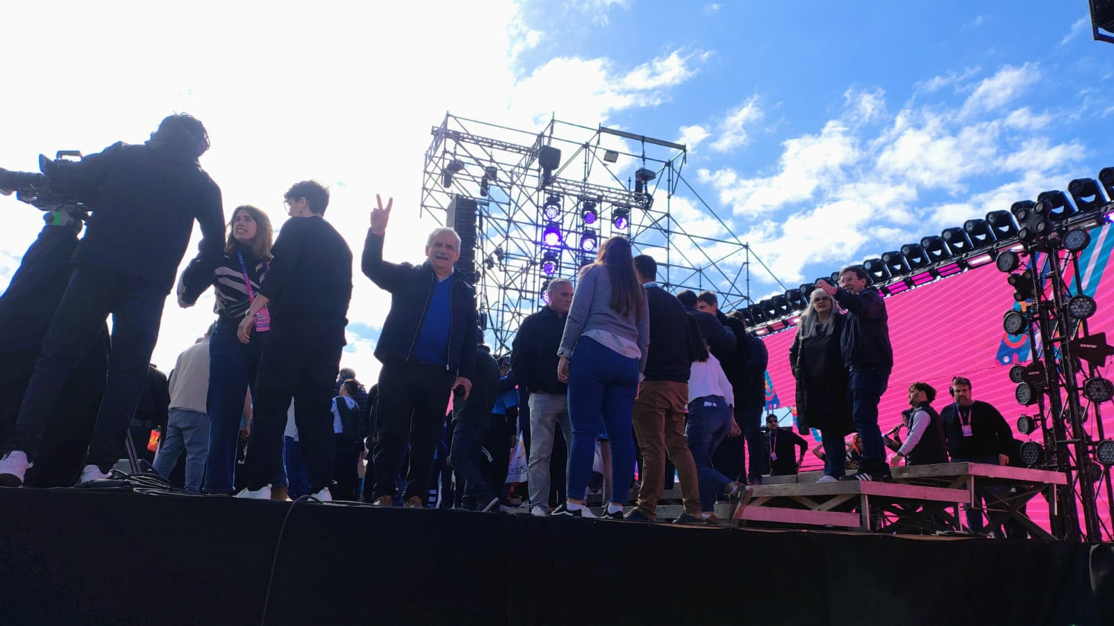 El intendente Ricardo Marino durante la ceremonia inaugural de los Juegos Bonaerenses 2026