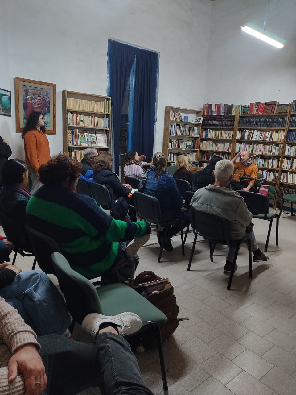 Concierto de Diego Magnin y Pablo López Minnucci en la Biblioteca Municipal de Carmen de Patagones