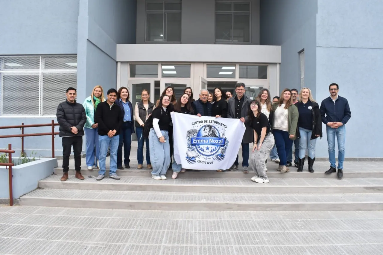 Marino recorrió el nuevo edificio del Instituto de Formación Docente y Técnica N.º 25